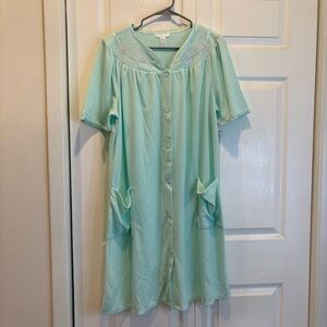 NWT Adonna Womens Waffle Short Sleeve House Coat/Nightgown - Size Medium